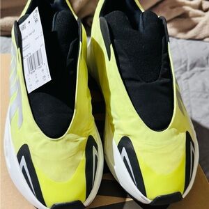Yeezy 700 V3 Lime and Black Sneakers